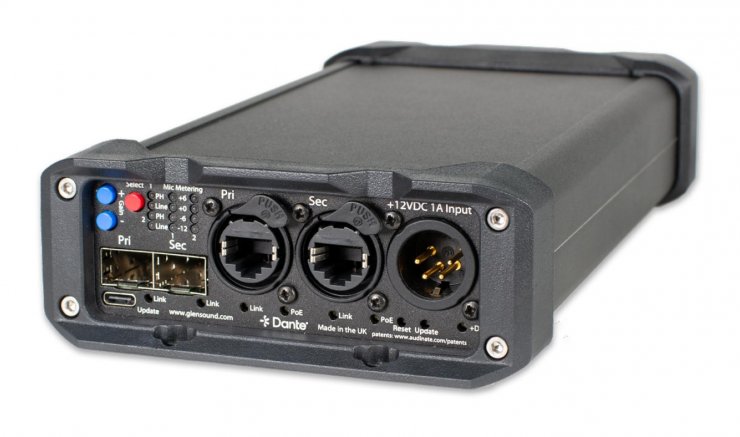 DARK 22M Rear Left Angle BAN